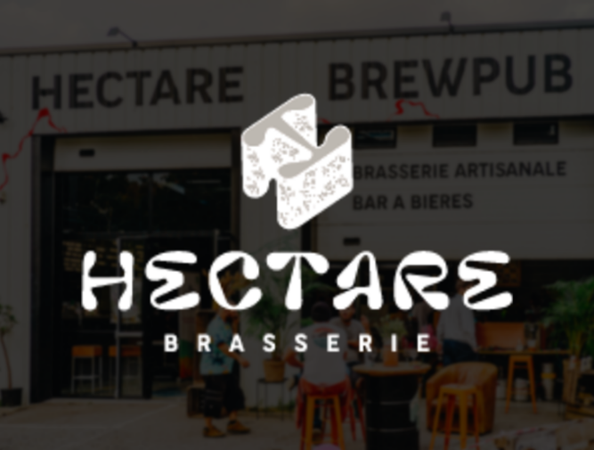 logo brasserie hectare sur un fond flouter